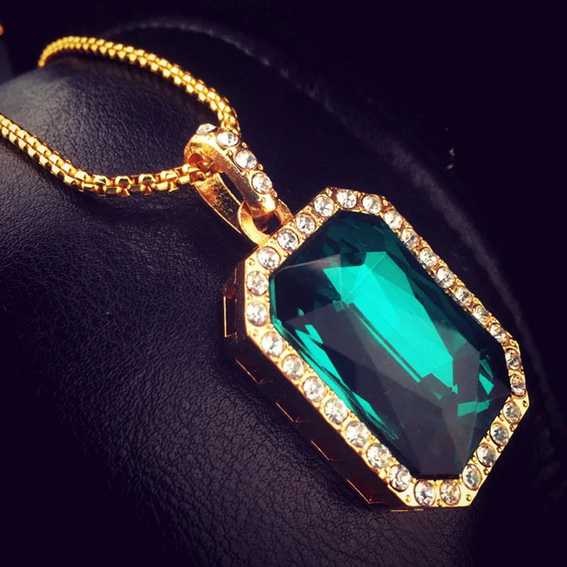 Luxury Gemstone Pendant Necklace – Bold Elegance in Vibrant Colors