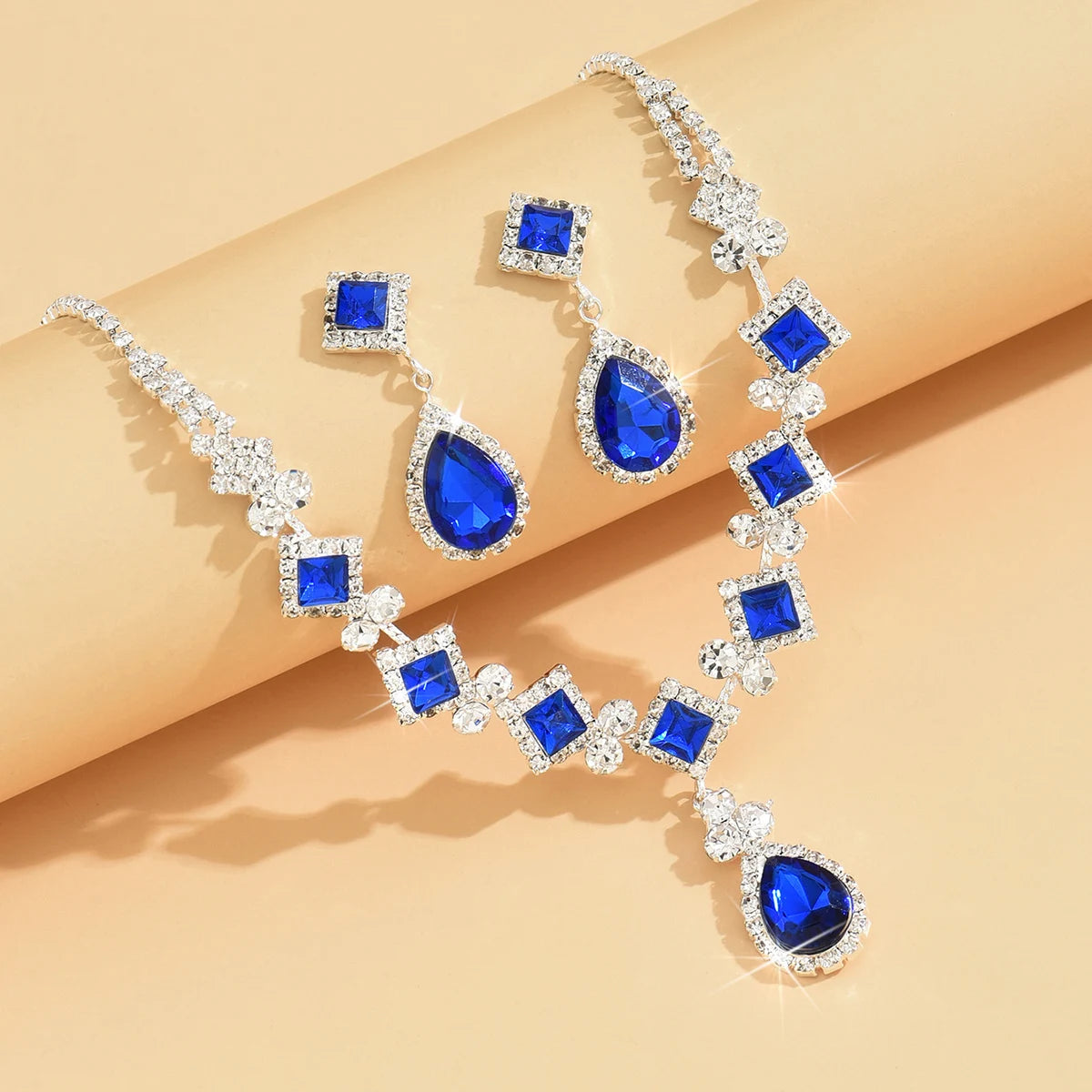 💎 Élégance Impériale Necklace and Earrings - Ruby Red & Zircon Crystal
